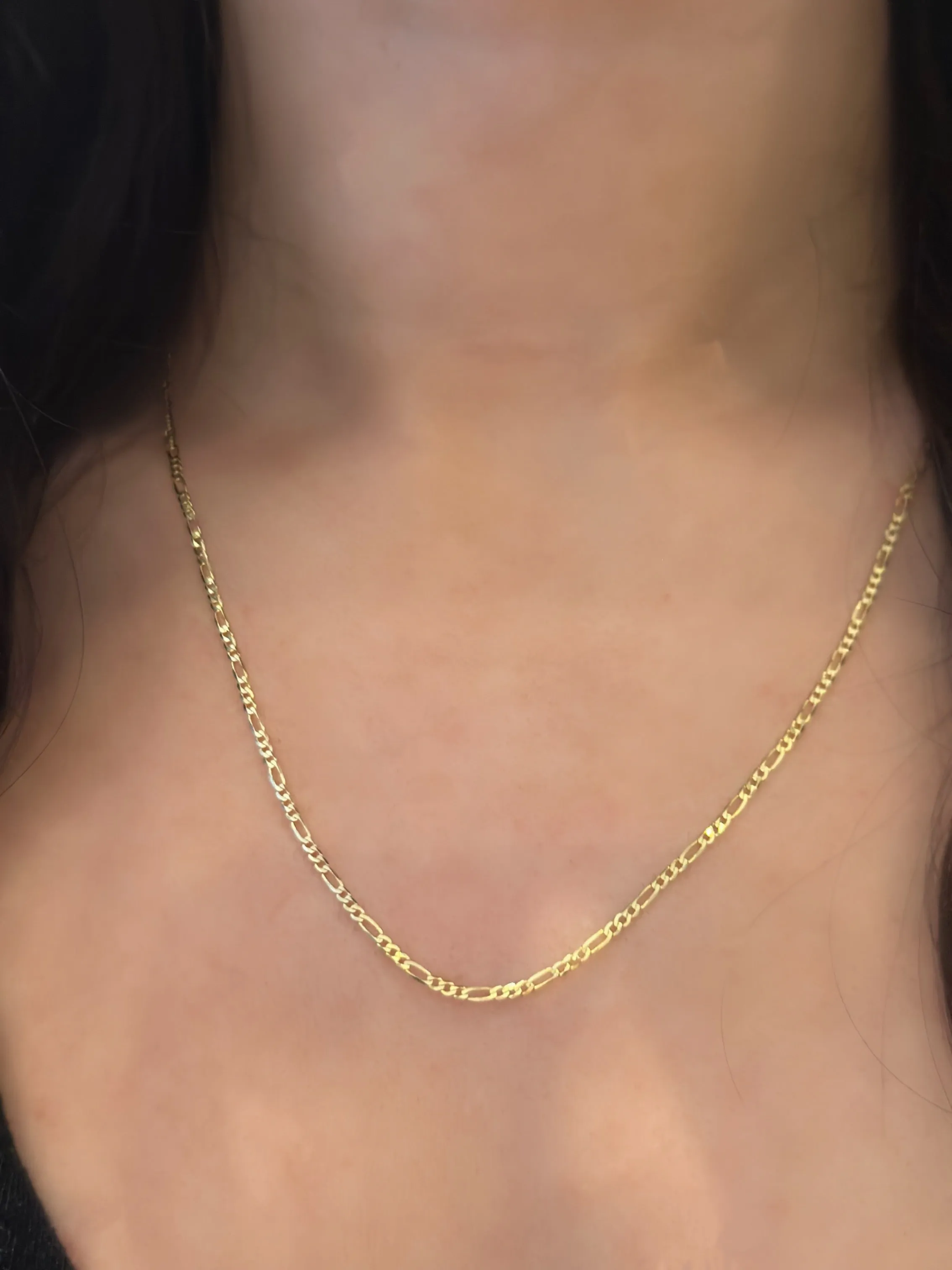 10 Karat Gold Thin Solid Figaro Chain