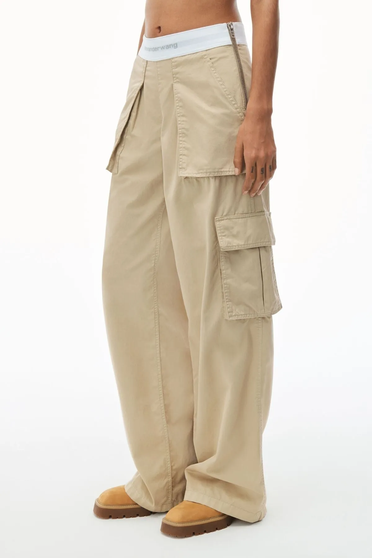 Alexander Wang Mid Rise Cargo Rave Pant - Feather