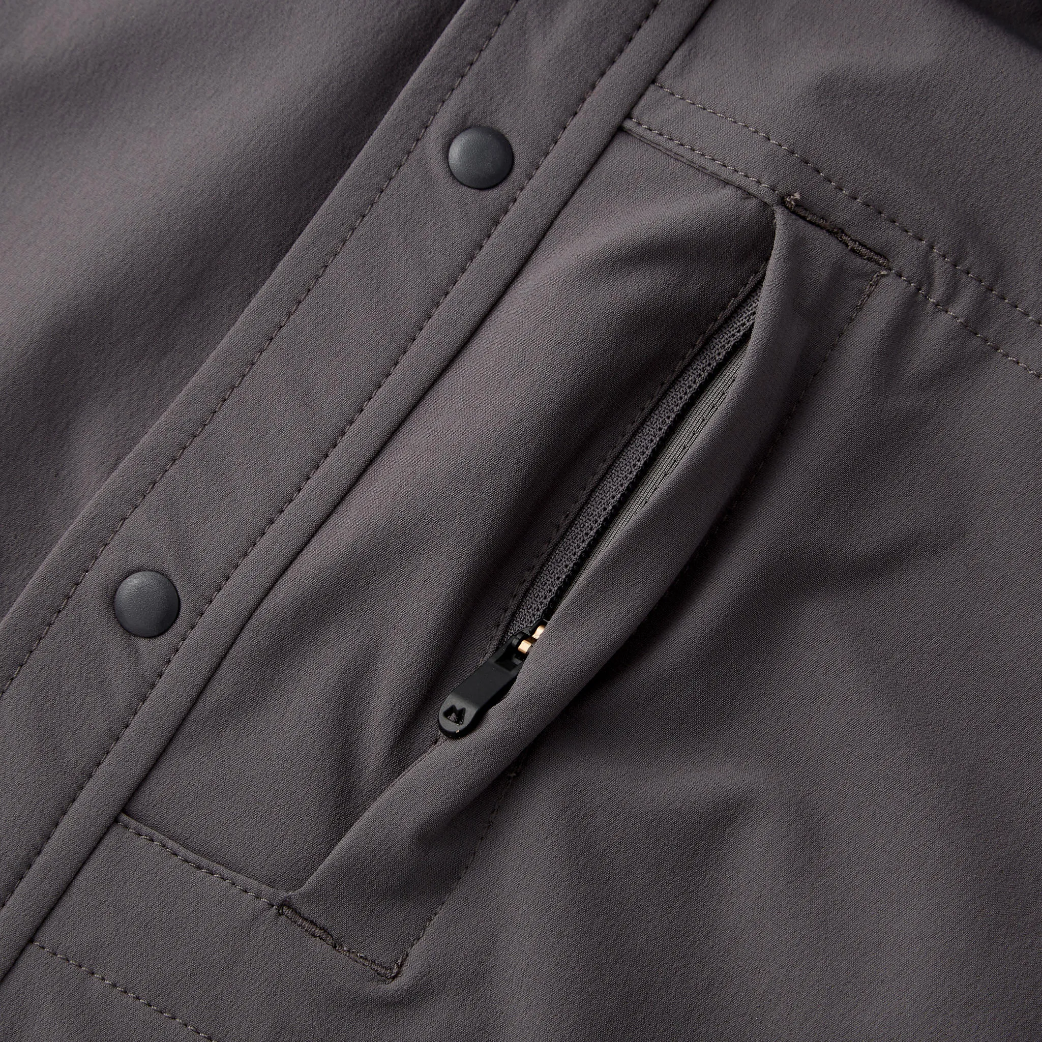 Everyday Overshirt in Graphite