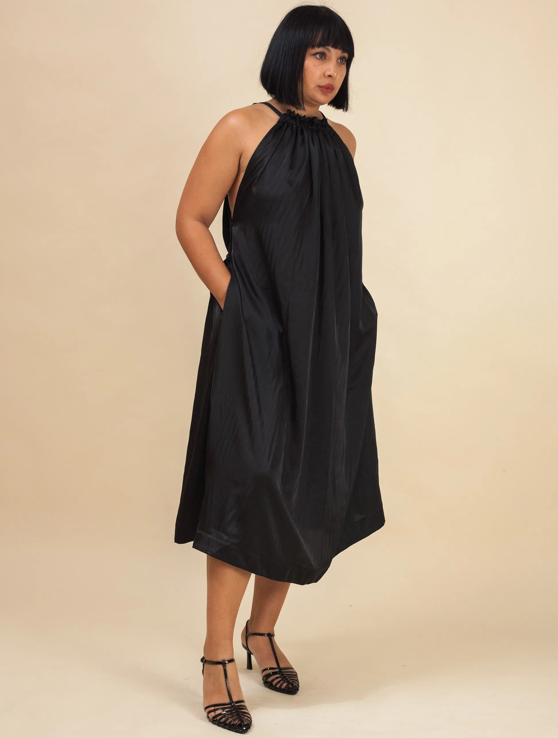 Halter Dress Satin (Black)