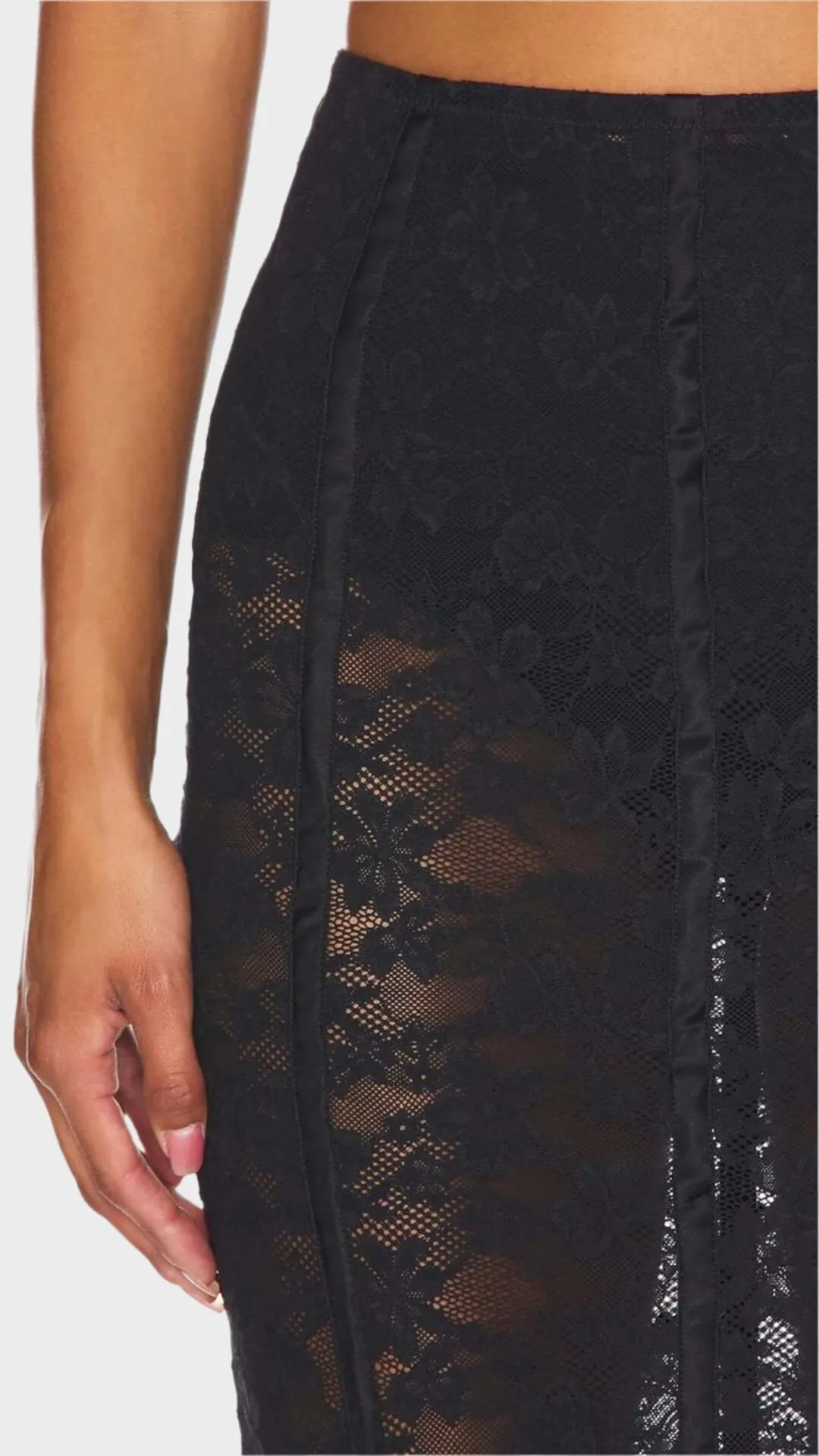 Le Stretch Lace Pencil Skirt in Black