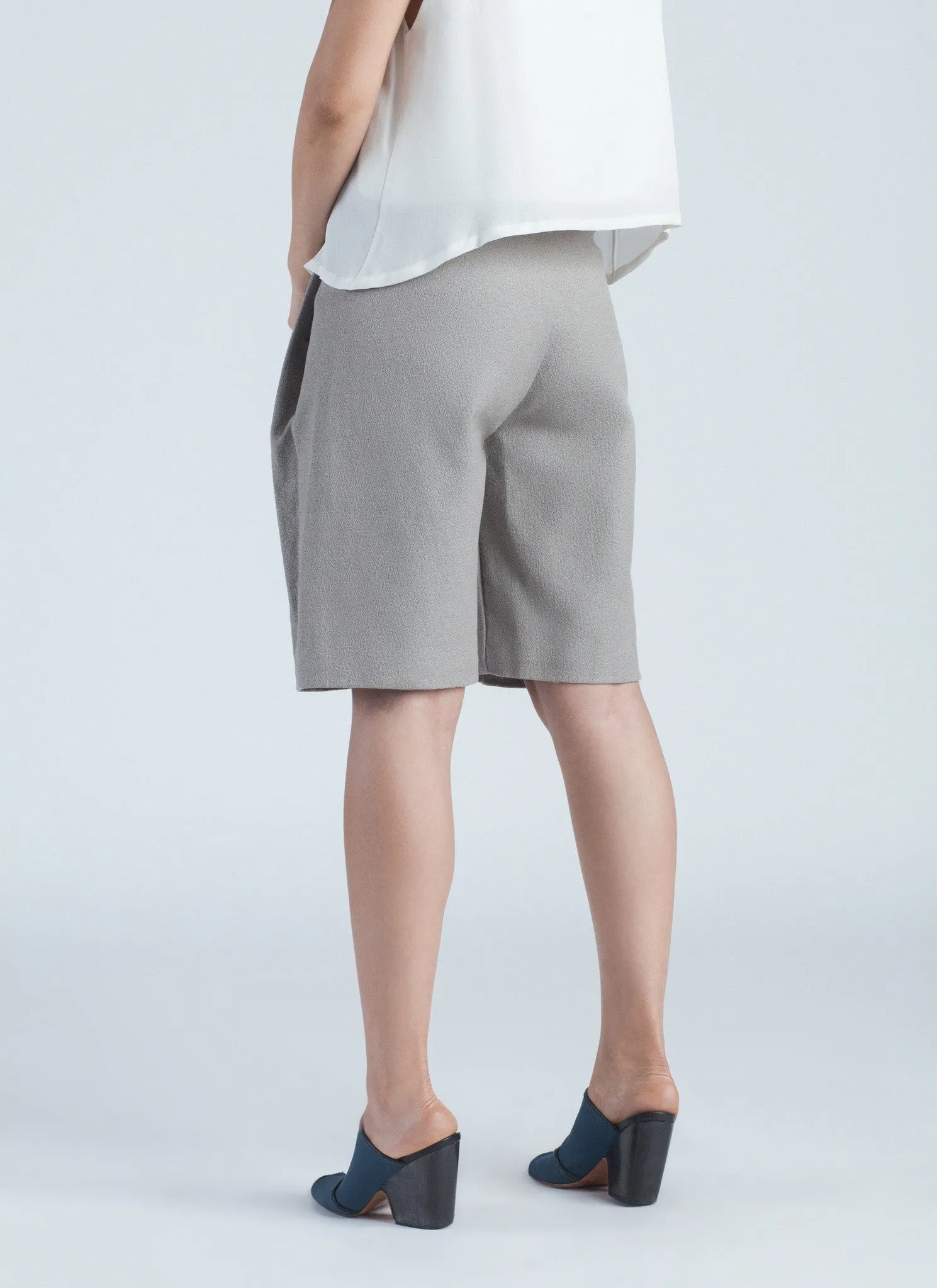 Light Grey Fin Double Side Pleated Shorts