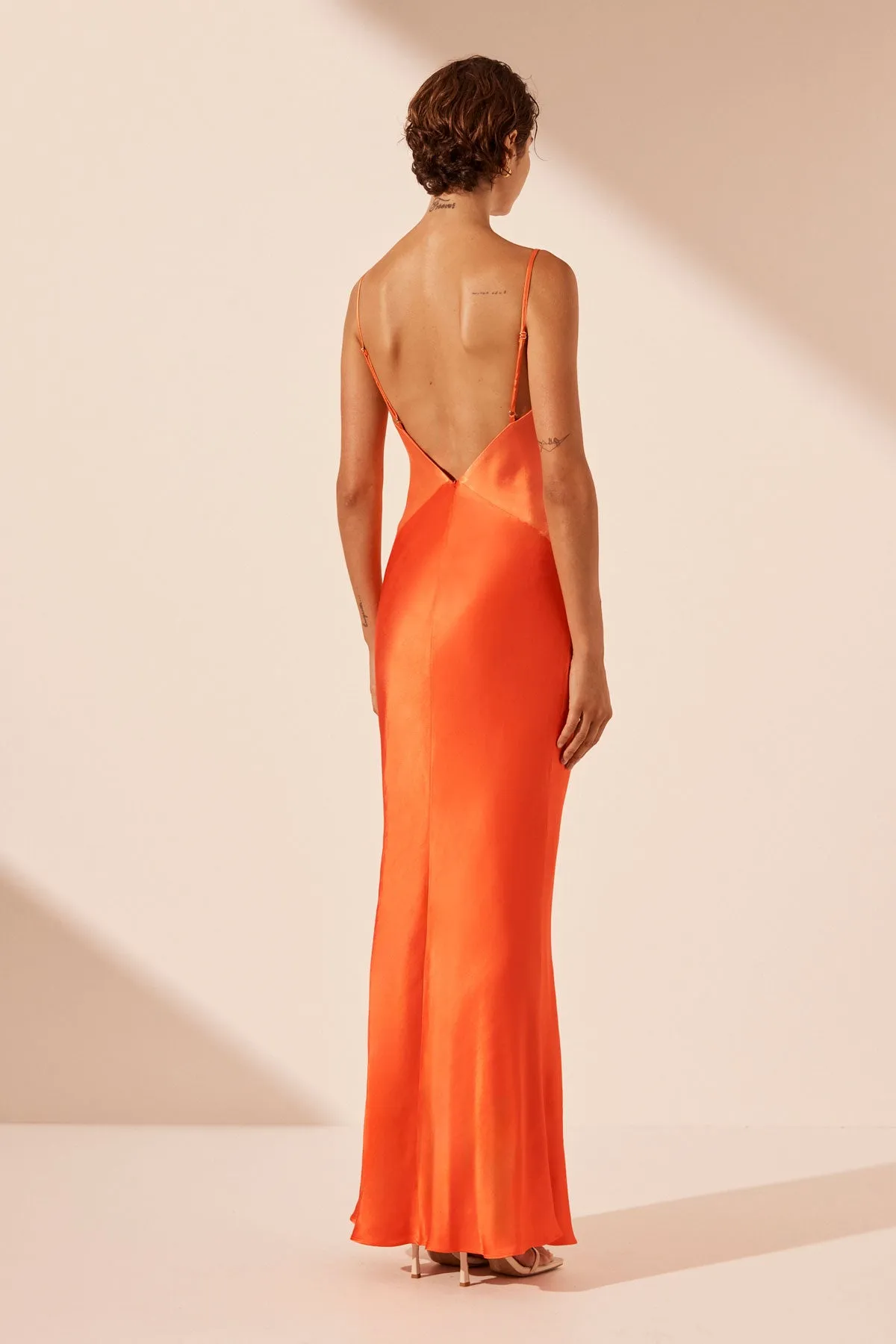 MIA CONTRAST SPLICED MAXI DRESS - RED ORANGE / HIBISCUS