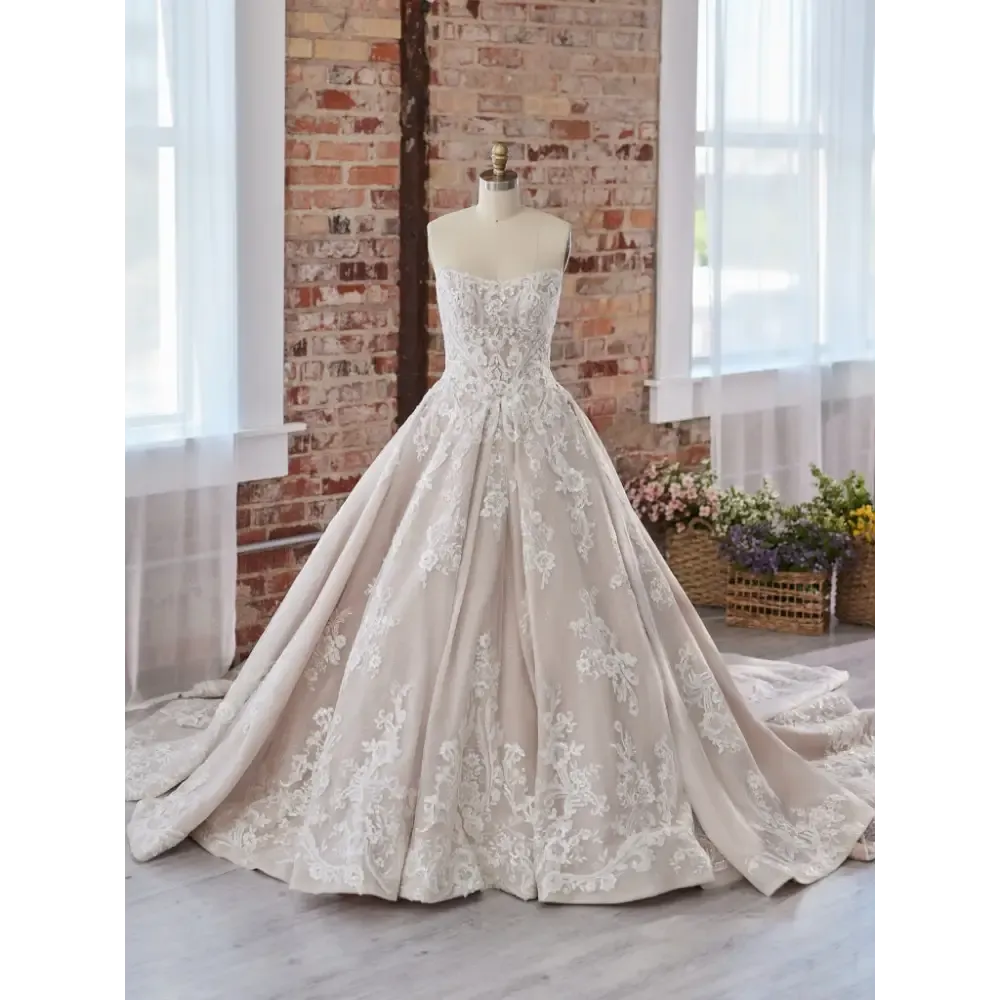 Norvinia by Sottero and Midgley