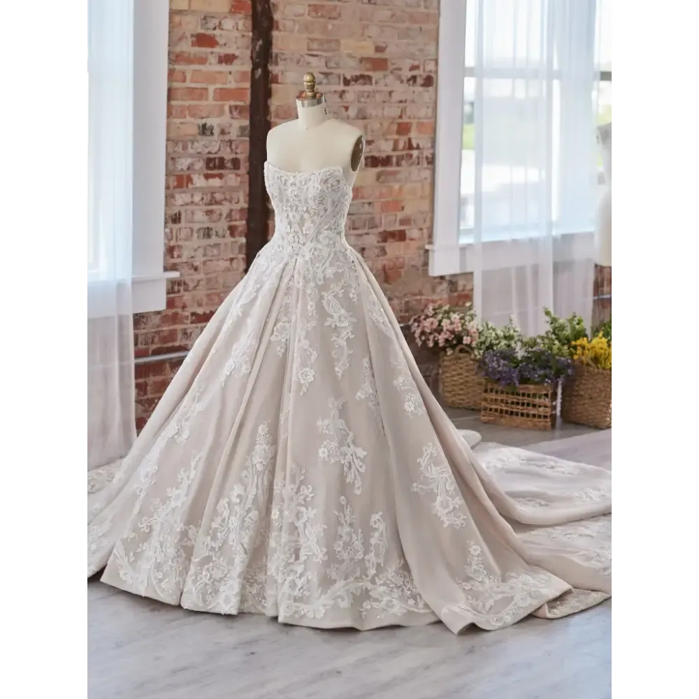 Norvinia by Sottero and Midgley