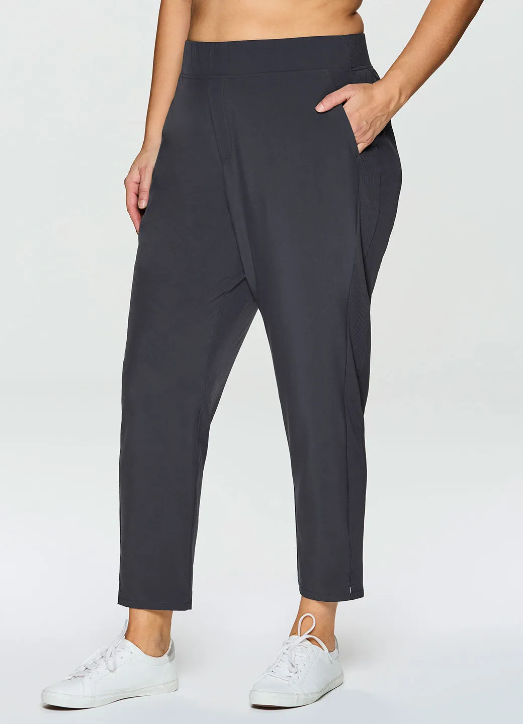 Plus Everyday Ribbed Ankle Pant