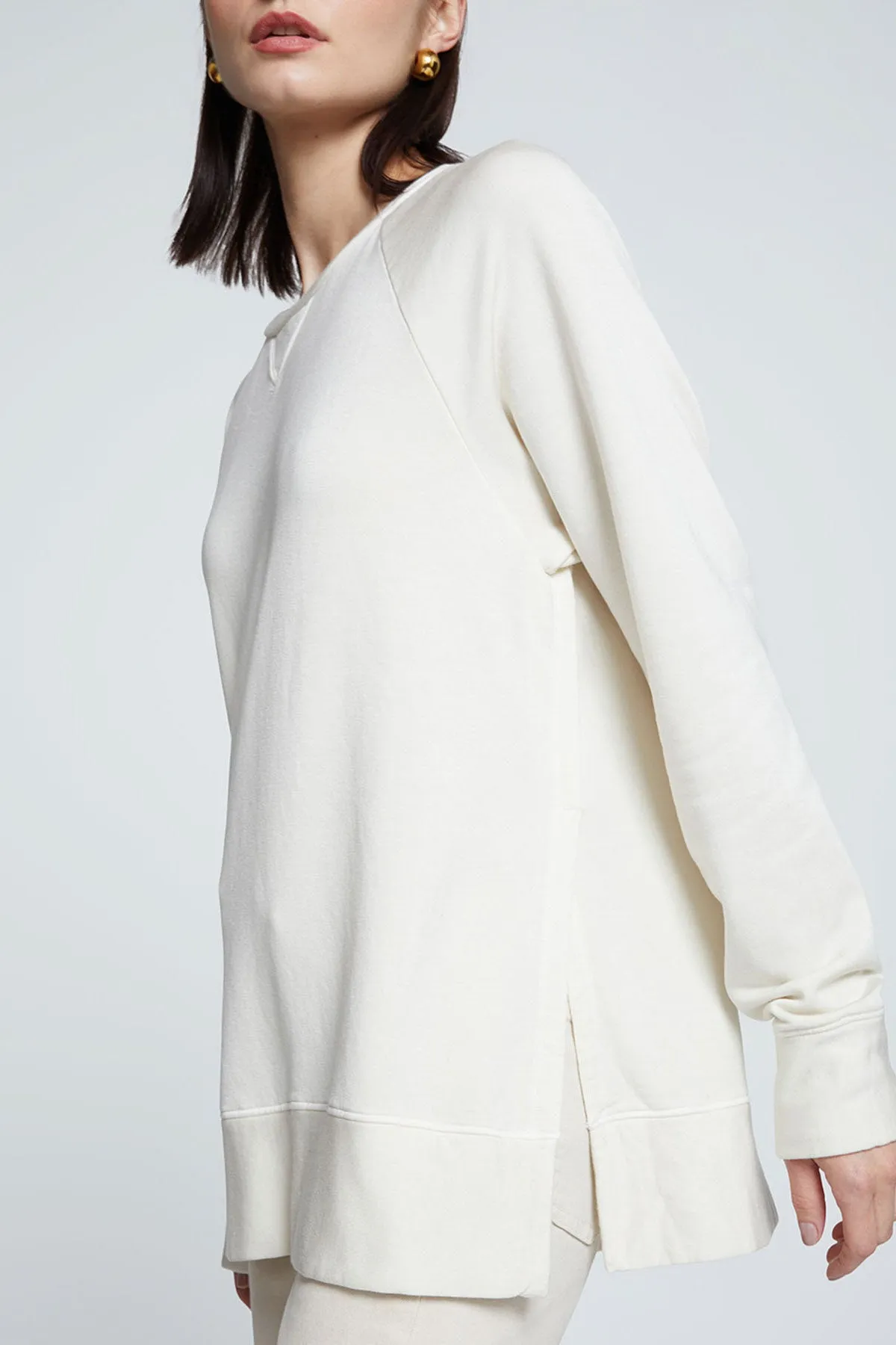 Stateside Softest Fleece Raglan Side Slit Sweatshirt in Cream