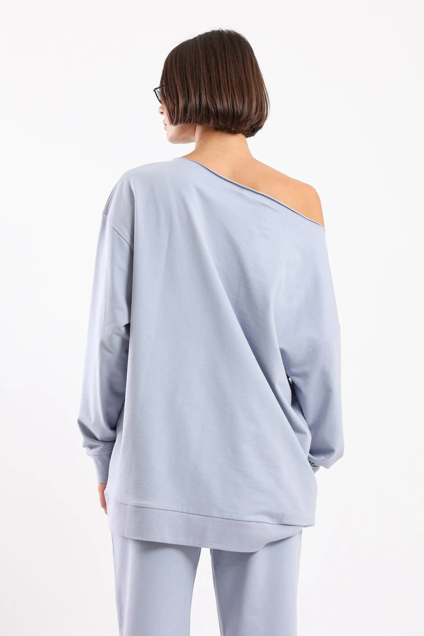 VERSATILE OFF SHOULDER SWEATER - GREY